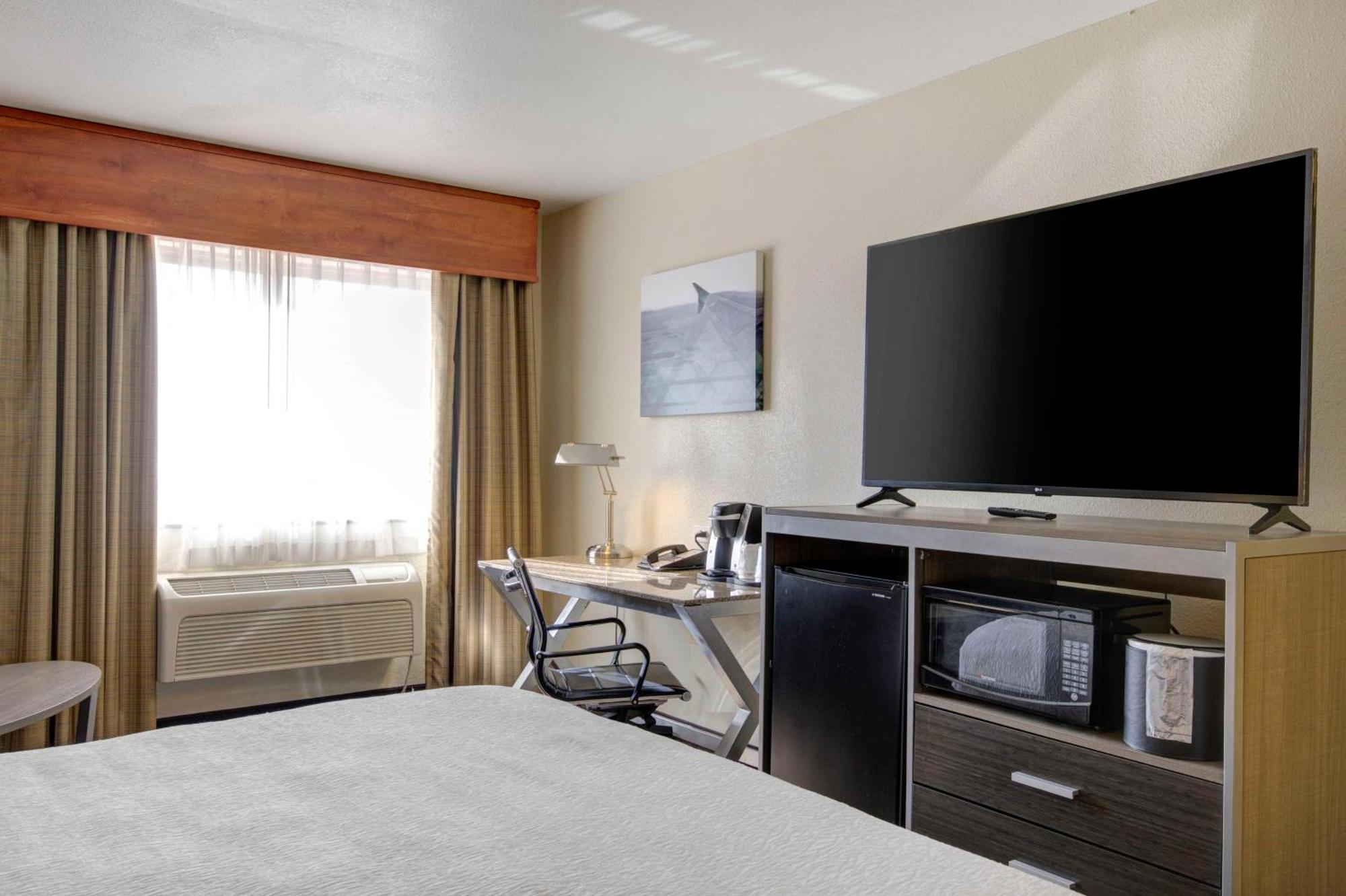 Best Western Plus Peppertree Airport Inn Airway Heights Exteriér fotografie